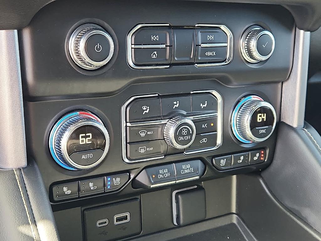 used 2024 GMC Yukon car, priced at $54,874