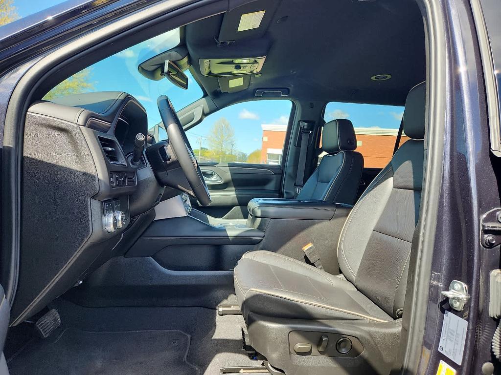used 2024 GMC Yukon car, priced at $54,874