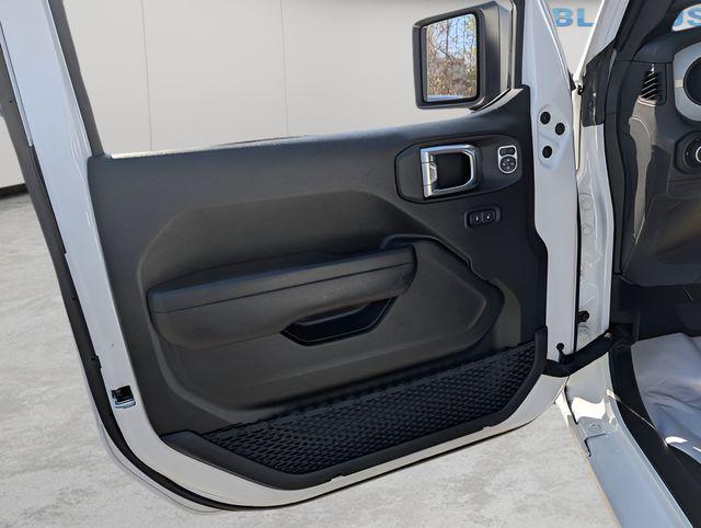 used 2025 Jeep Wrangler car, priced at $32,988
