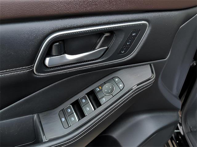 used 2022 Nissan Rogue car, priced at $23,999