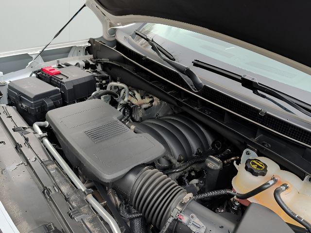 used 2025 GMC Yukon car, priced at $69,890