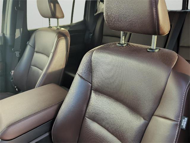 used 2025 Honda Ridgeline car, priced at $34,978