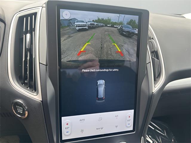 used 2024 Ford Edge car, priced at $25,994