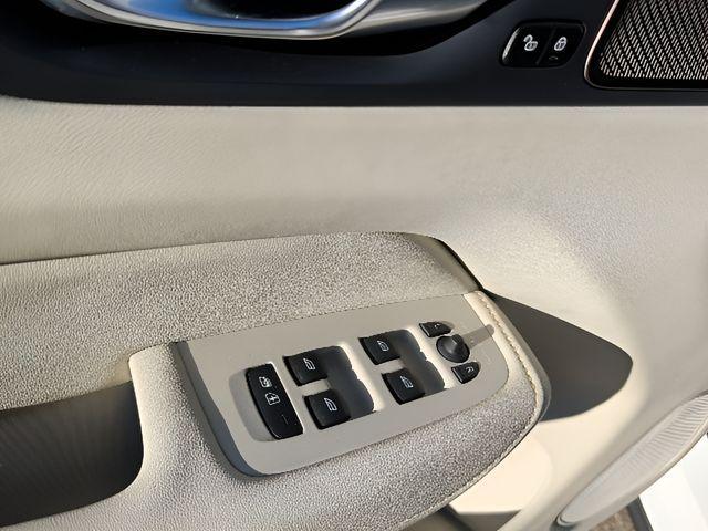 used 2024 Volvo XC60 car, priced at $27,142