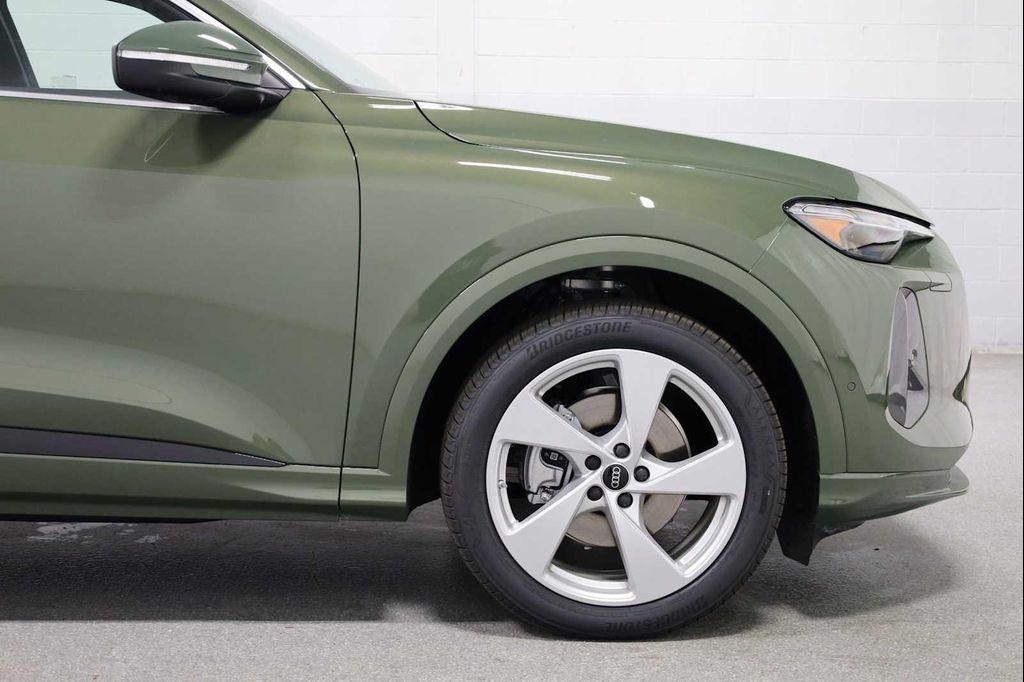 new 2025 Audi Q5 car, priced at $60,499