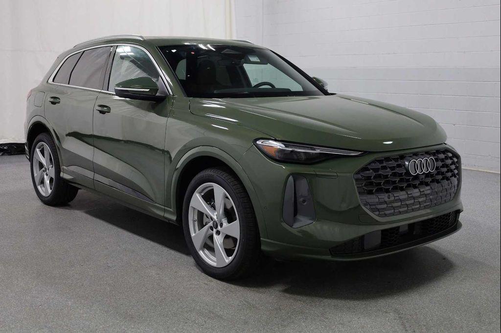 new 2025 Audi Q5 car, priced at $60,499