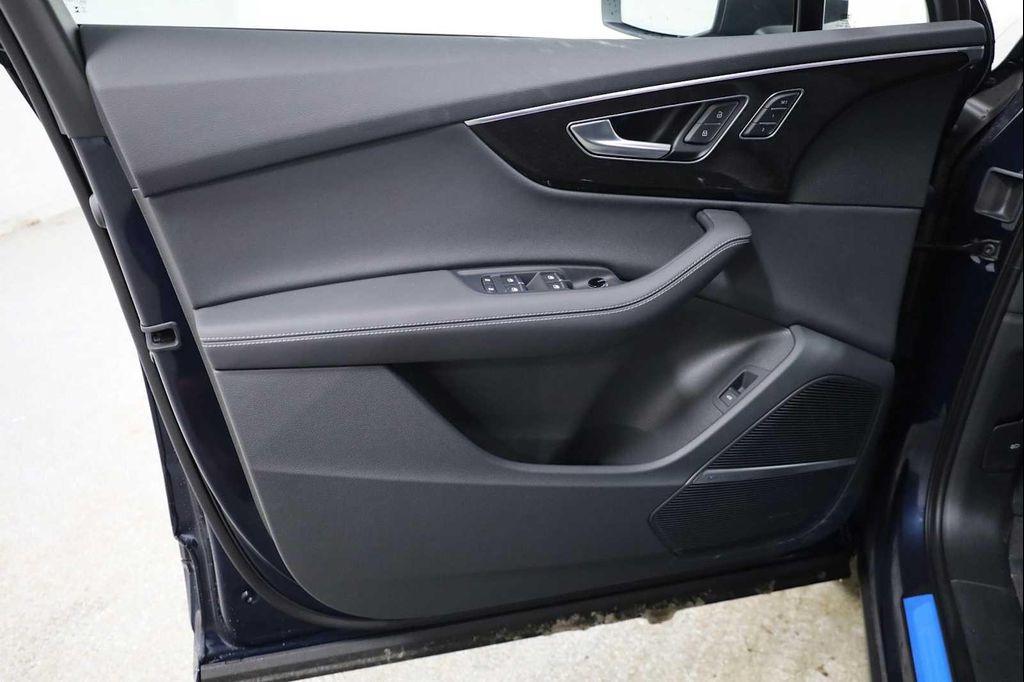 new 2026 Audi Q7 car, priced at $81,205