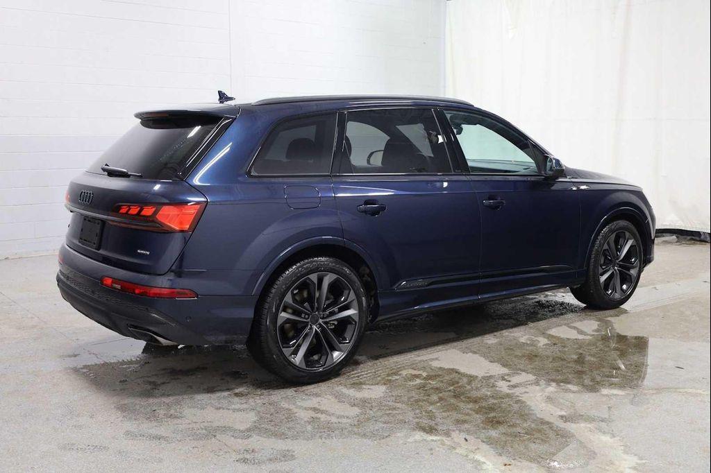 new 2026 Audi Q7 car, priced at $81,205