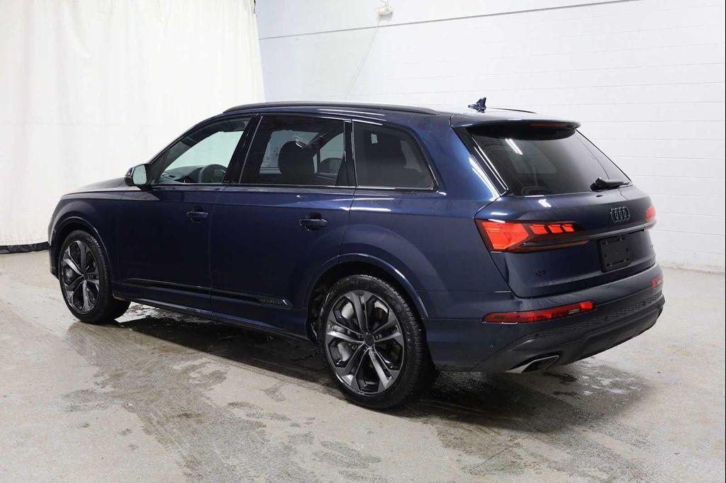 new 2026 Audi Q7 car, priced at $81,205