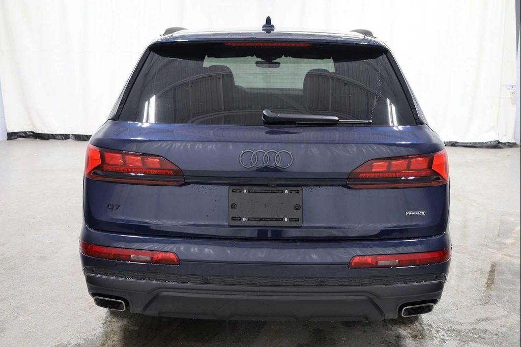 new 2026 Audi Q7 car, priced at $81,205