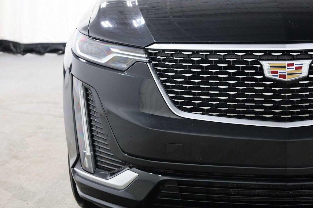 used 2023 Cadillac XT6 car, priced at $33,499