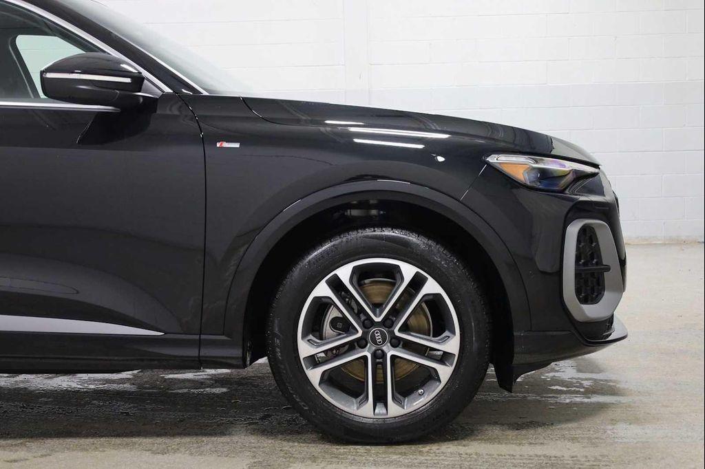 used 2025 Audi Q5 car, priced at $52,999