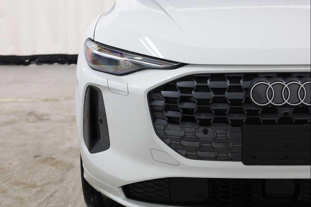 new 2025 Audi Q5 car, priced at $57,499