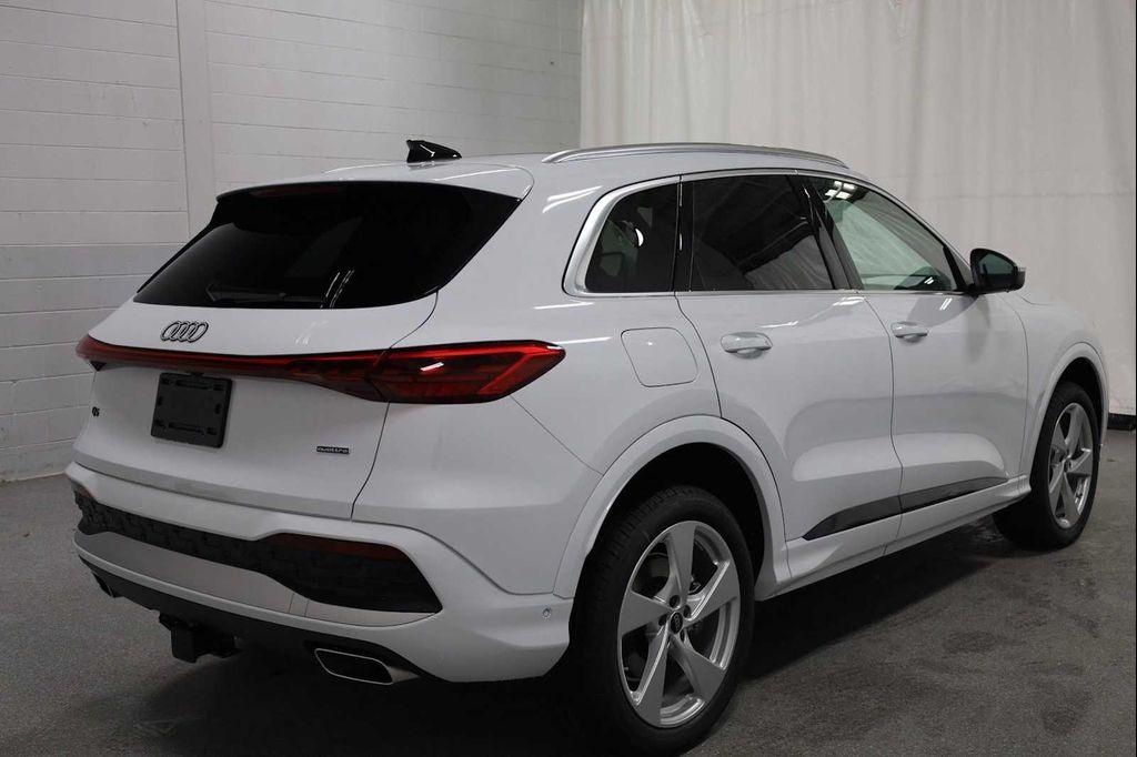 new 2025 Audi Q5 car, priced at $58,199