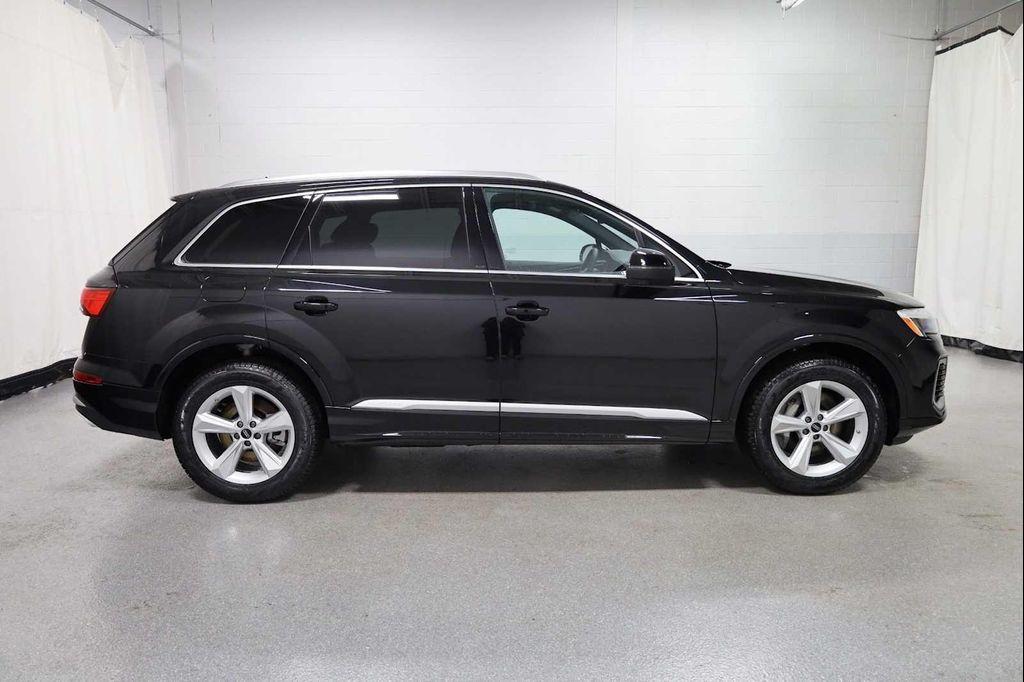 new 2026 Audi Q7 car, priced at $68,599