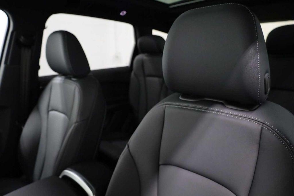 new 2026 Audi Q7 car, priced at $68,599