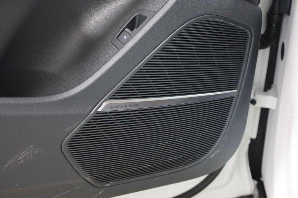 new 2026 Audi Q7 car, priced at $63,999