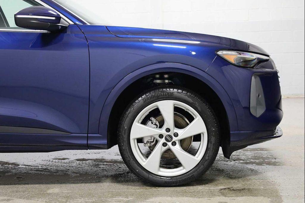 new 2025 Audi Q5 car, priced at $57,100