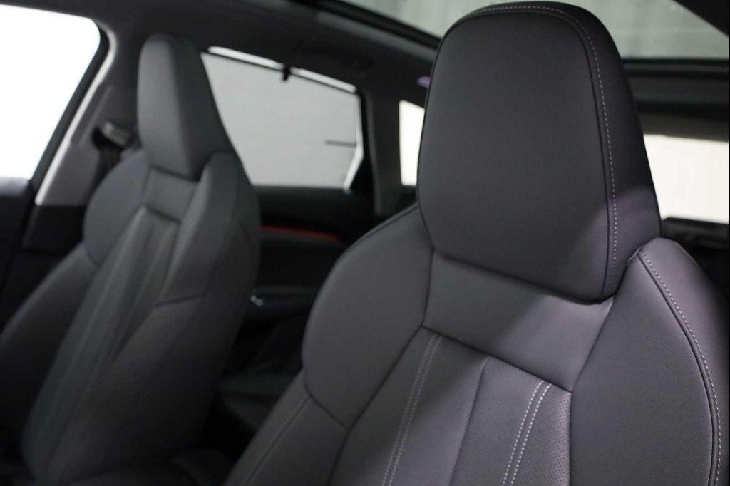 new 2025 Audi Q5 car, priced at $58,199