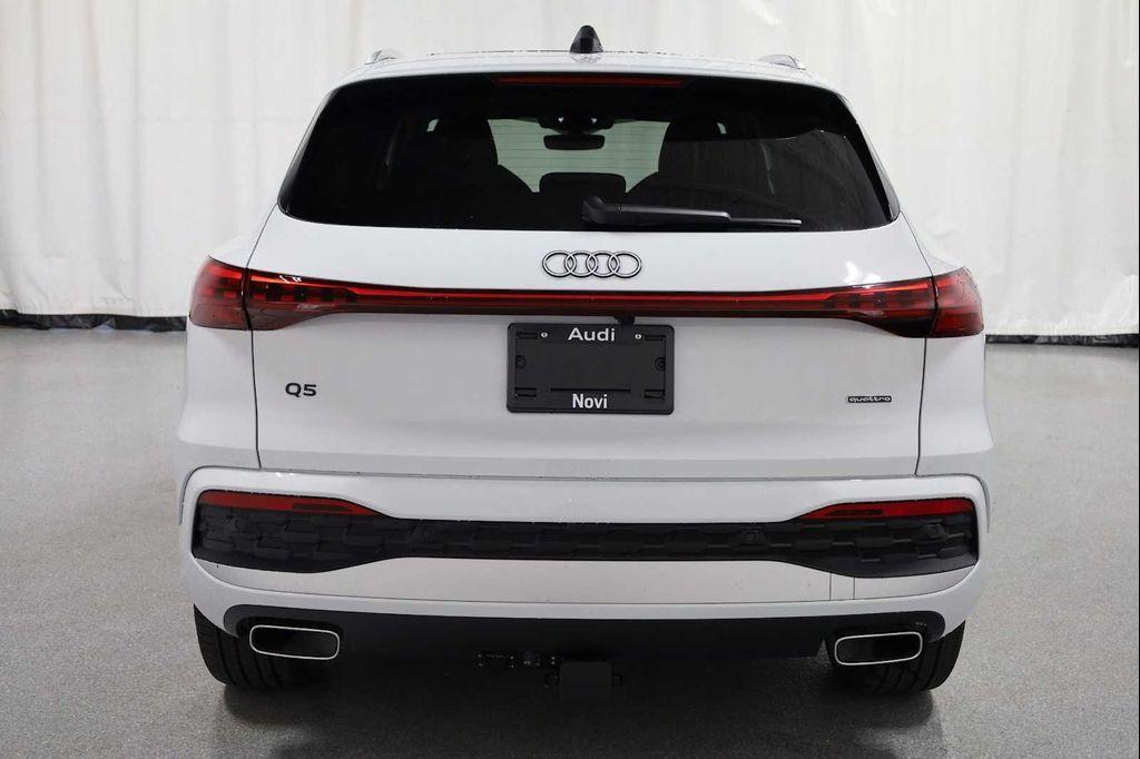 new 2025 Audi Q5 car, priced at $58,199