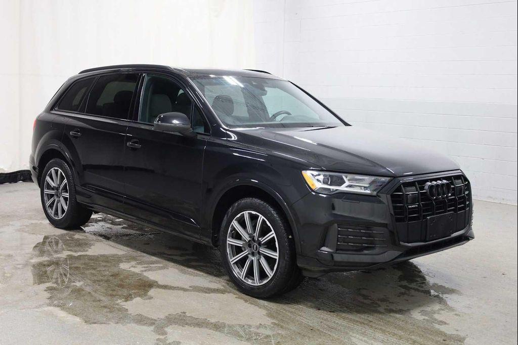 used 2023 Audi Q7 car, priced at $34,499
