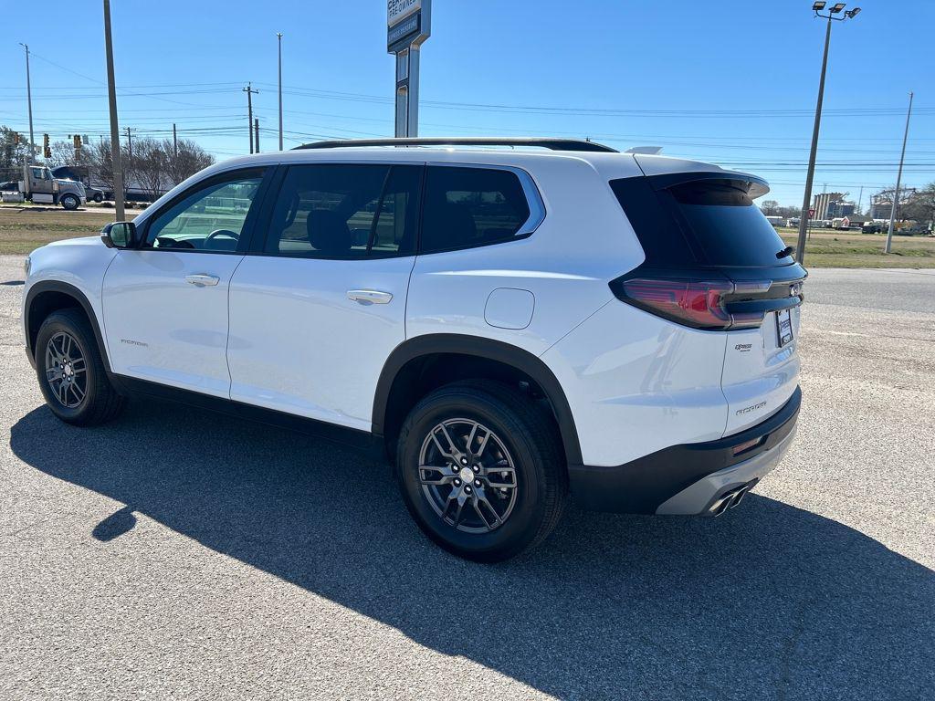 used 2025 GMC Acadia car, priced at $33,494