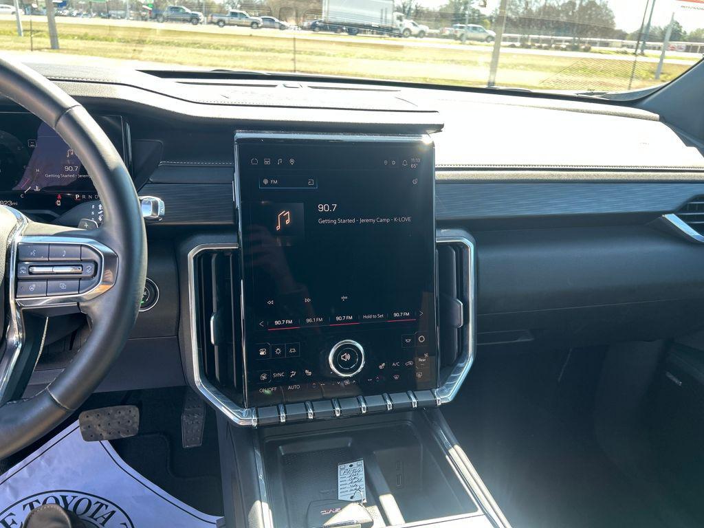 used 2025 GMC Acadia car, priced at $33,494