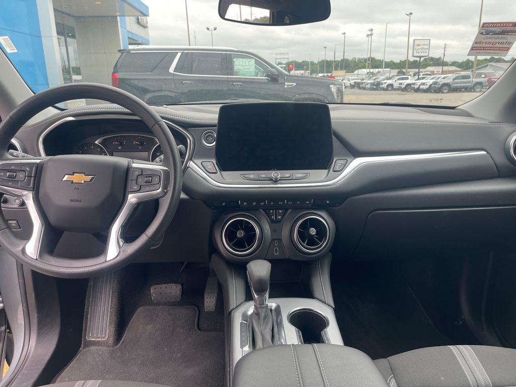used 2025 Chevrolet Blazer car, priced at $27,370