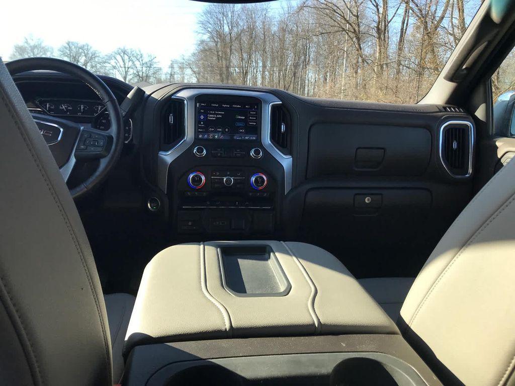 used 2022 GMC Sierra 1500 car, priced at $35,995