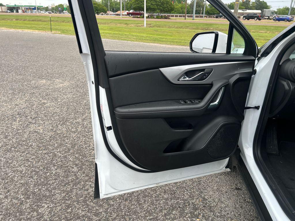 used 2025 Chevrolet Blazer car, priced at $26,575