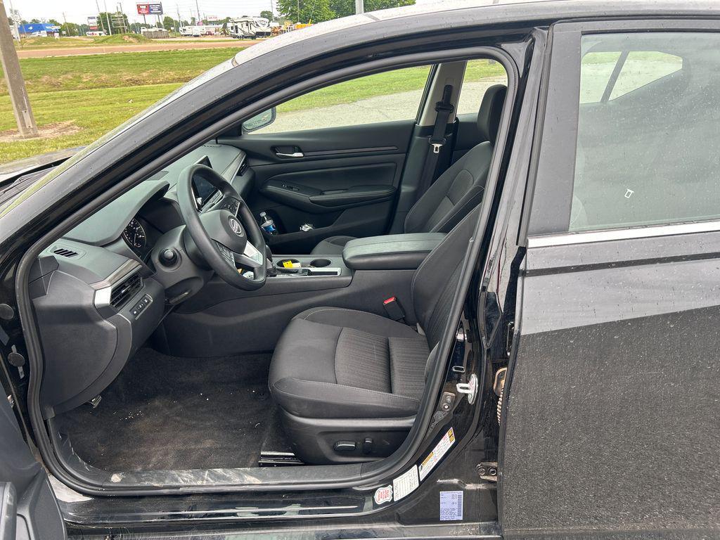 used 2025 Nissan Altima car, priced at $21,925