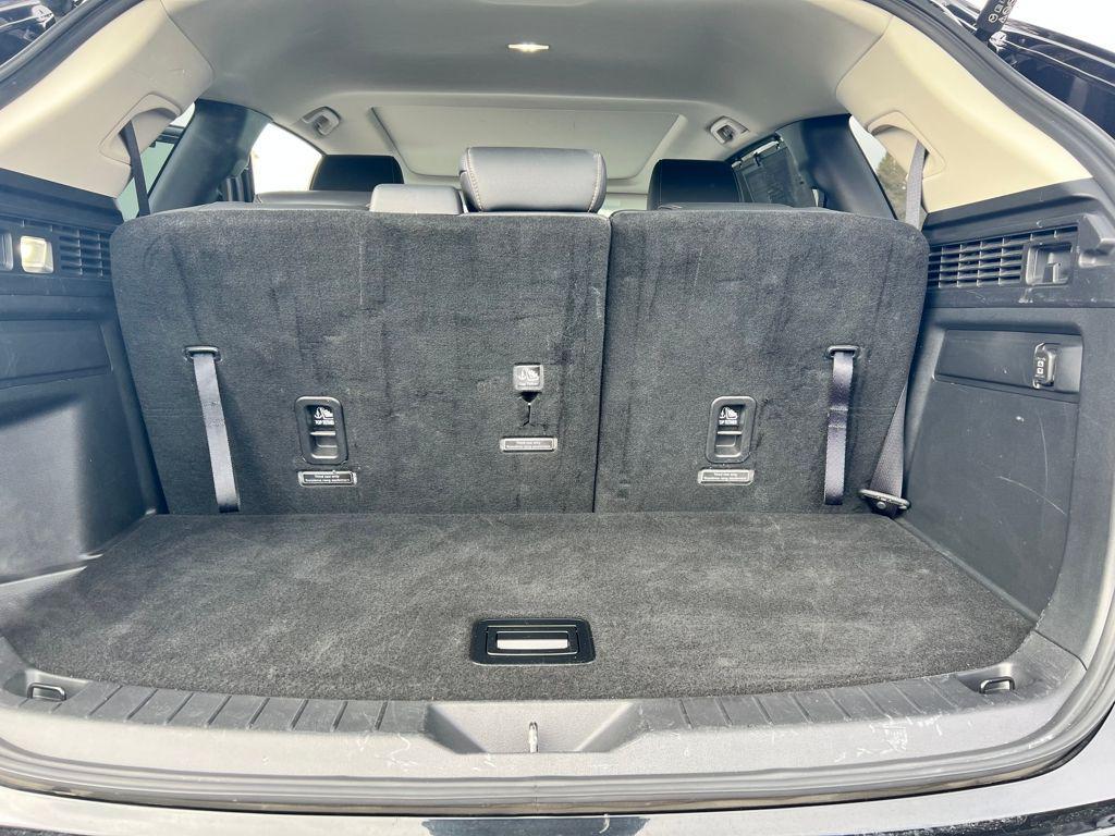 used 2024 Mazda CX-90 car, priced at $29,895