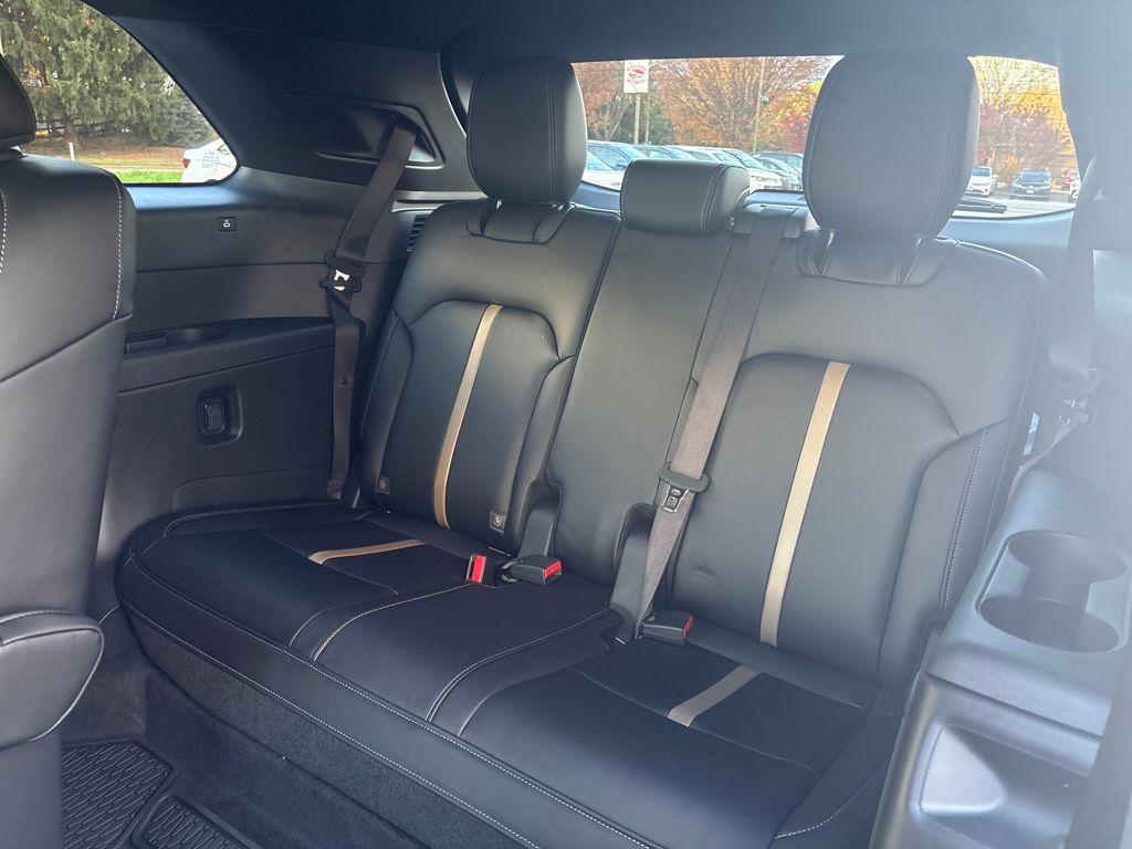 new 2025 Mazda CX-90 PHEV car, priced at $53,711