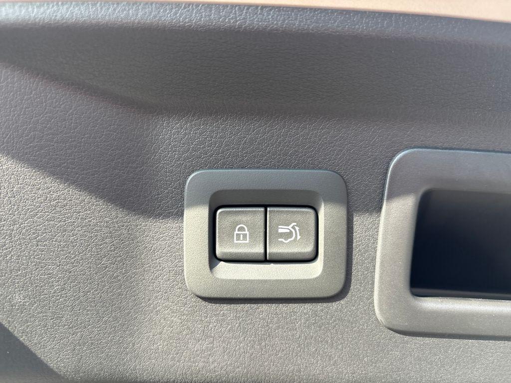 new 2026 Mazda CX-90 car, priced at $49,103