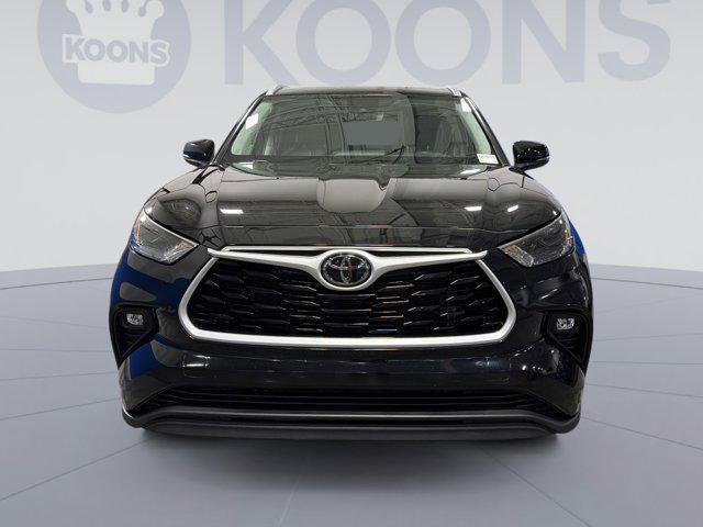used 2024 Toyota Highlander car, priced at $35,745