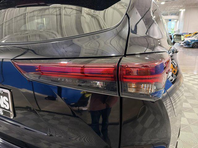used 2024 Toyota Highlander car, priced at $35,745