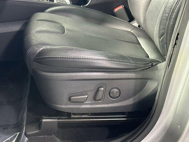 used 2020 Hyundai Santa Fe car, priced at $19,000