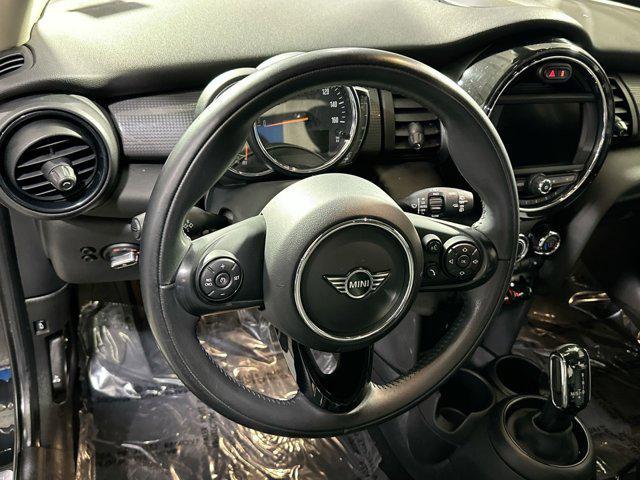 used 2021 MINI Hardtop car, priced at $16,117