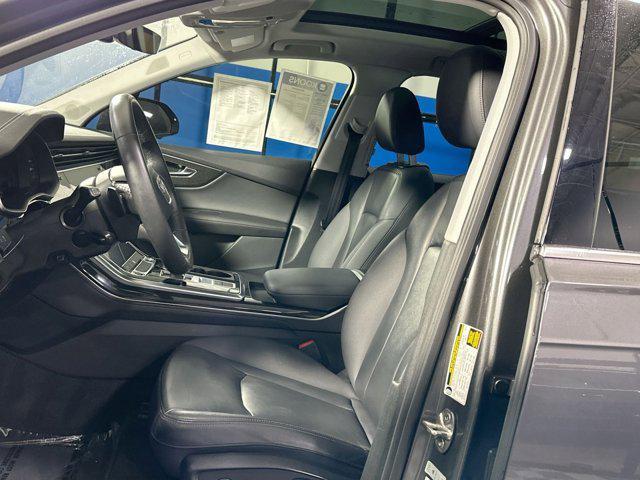 used 2023 Audi Q7 car, priced at $30,750