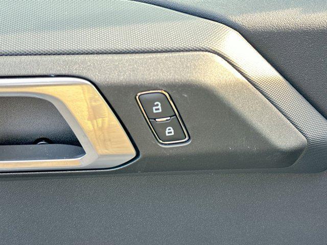 new 2025 Ford Bronco car, priced at $41,655