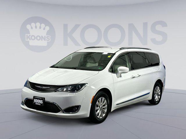 used 2019 Chrysler Pacifica car, priced at $9,339