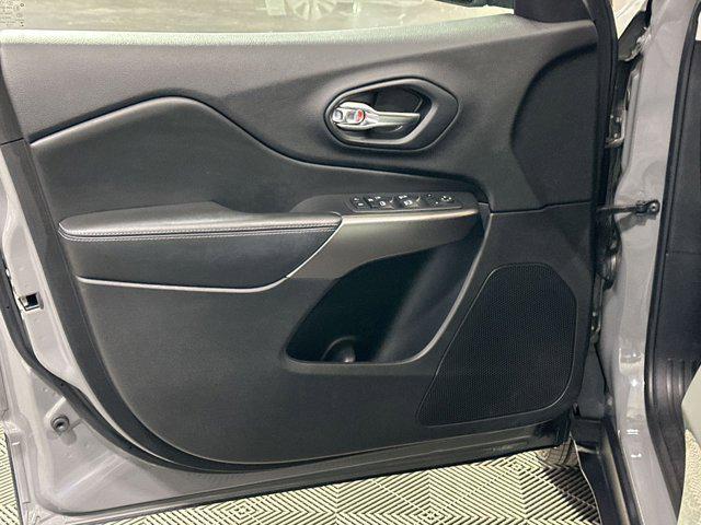 used 2019 Jeep Cherokee car, priced at $13,896