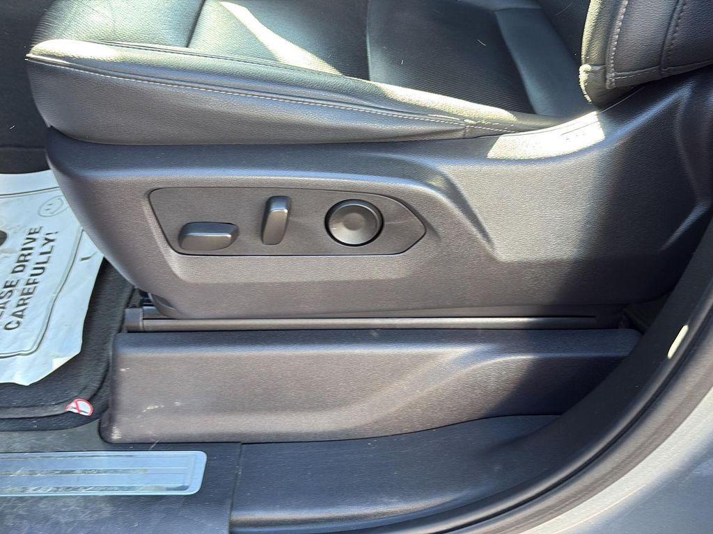 used 2024 GMC Sierra 1500 car, priced at $42,505