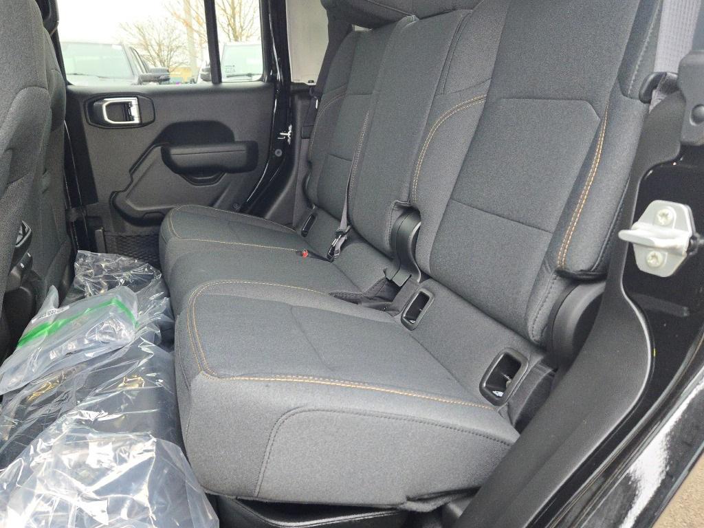 new 2026 Jeep Gladiator car, priced at $48,012