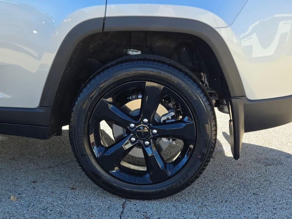 new 2025 Jeep Grand Cherokee car, priced at $53,856