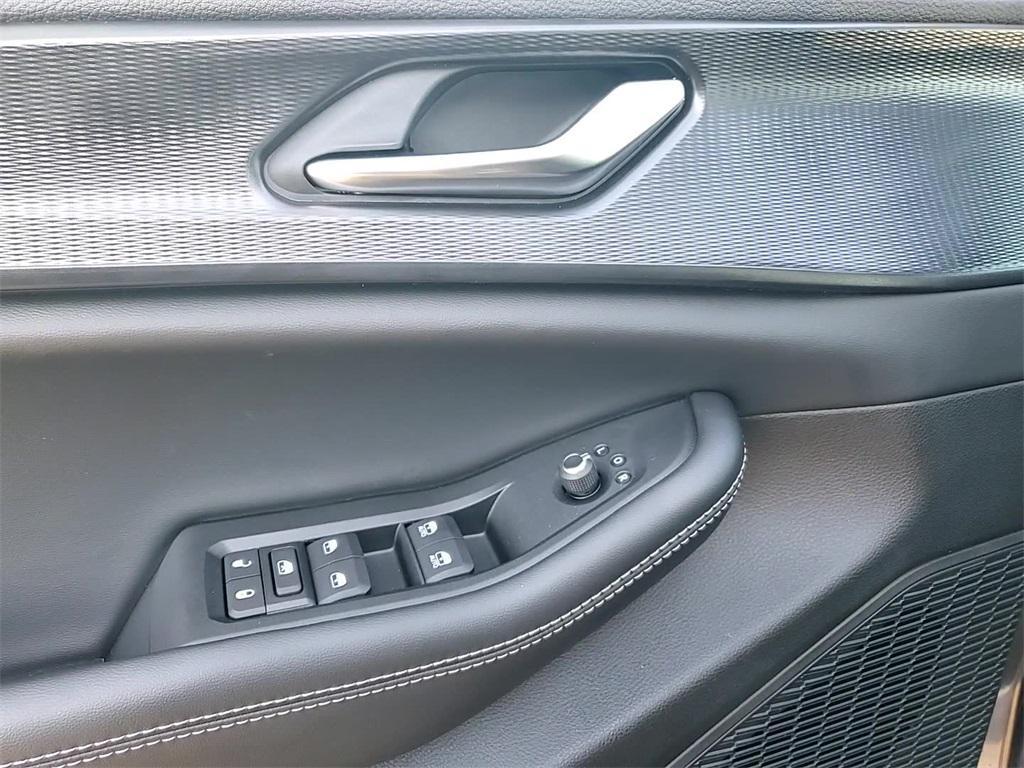 new 2025 Jeep Grand Cherokee L car, priced at $42,926