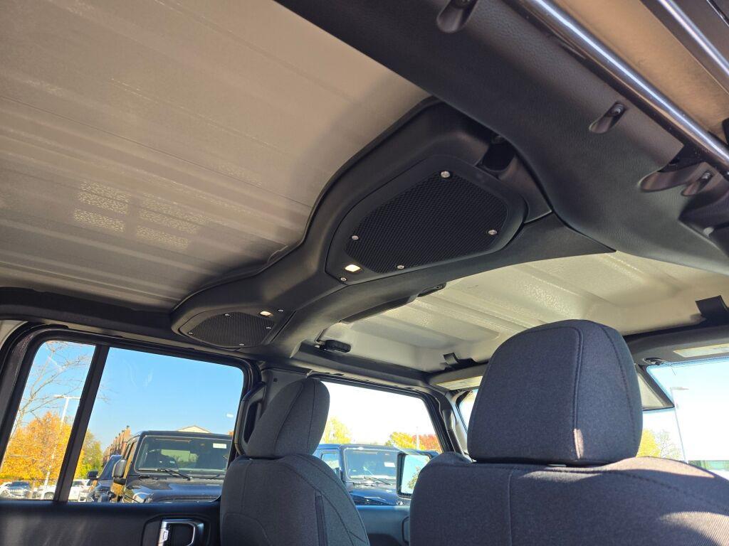 new 2026 Jeep Gladiator car, priced at $47,390