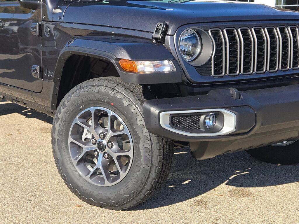 new 2026 Jeep Gladiator car, priced at $47,390