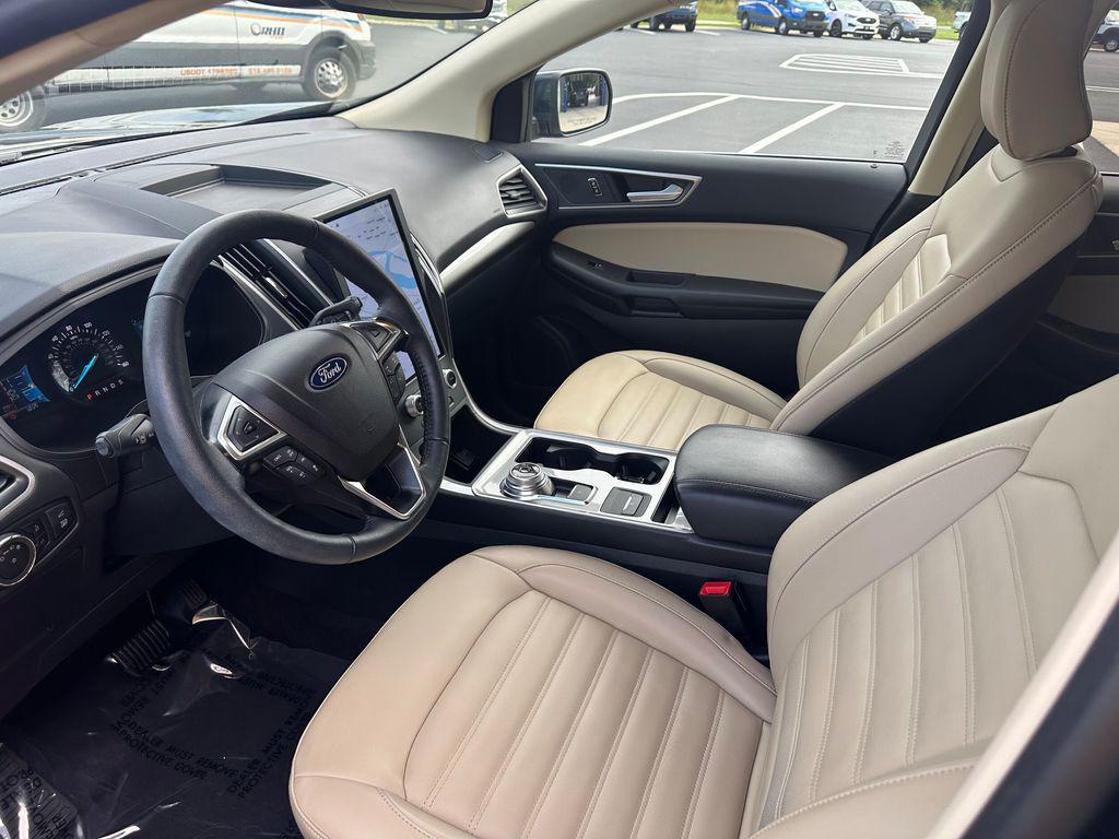 used 2023 Ford Edge car, priced at $24,999