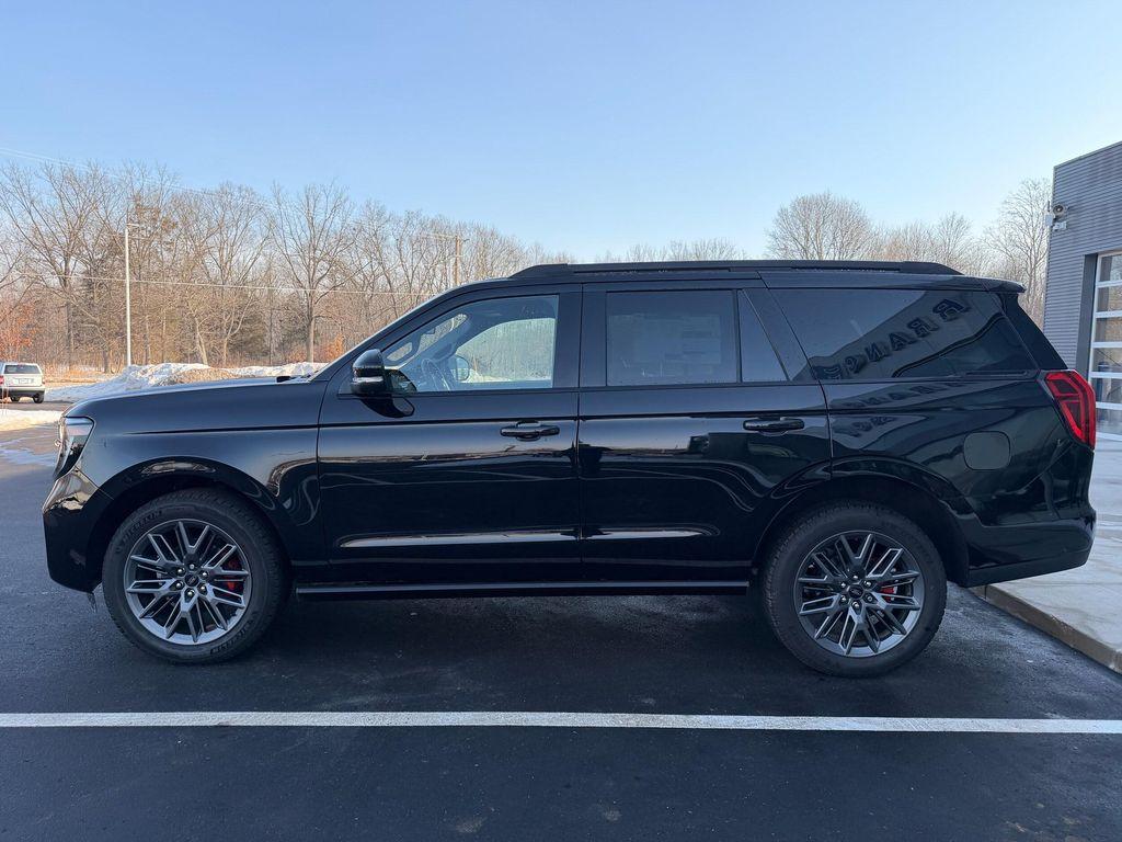 new 2025 Ford Expedition car, priced at $81,392